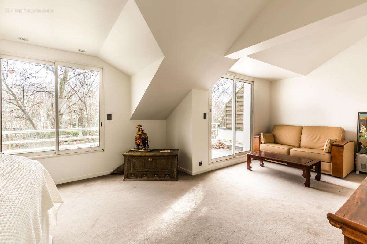 Maison à NEUILLY-SUR-SEINE