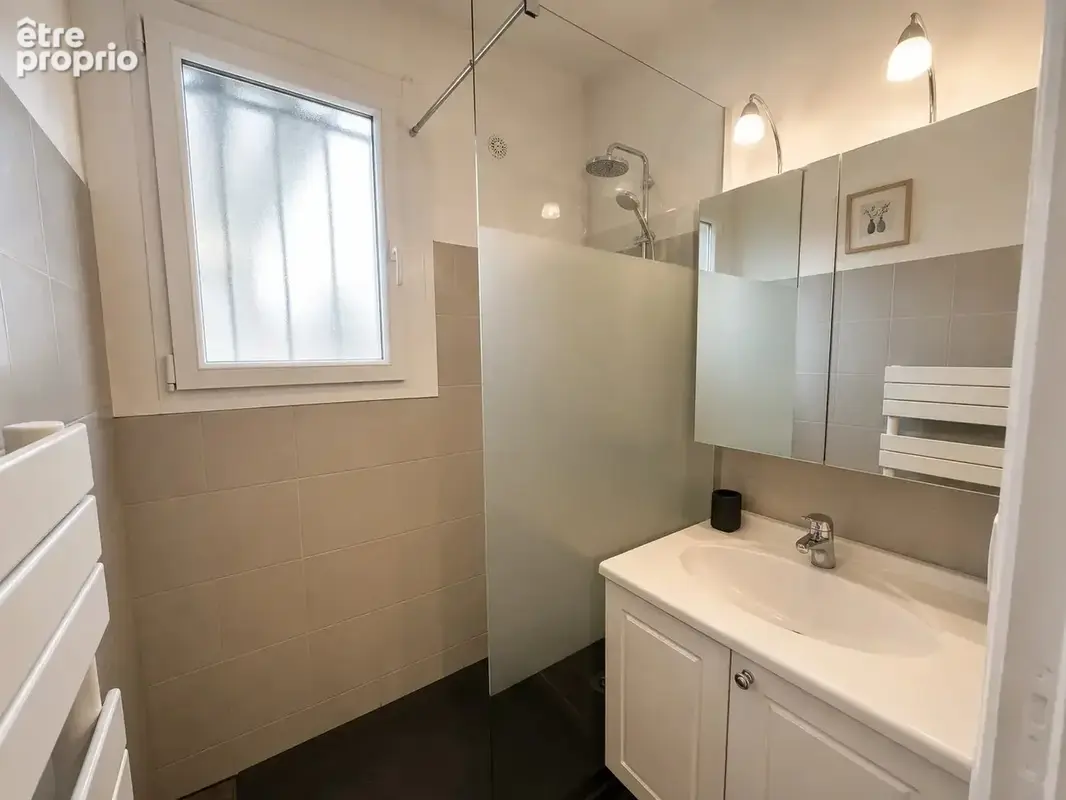 Maison rénovée avec goût, à 1 km du centre-ville - photo 14