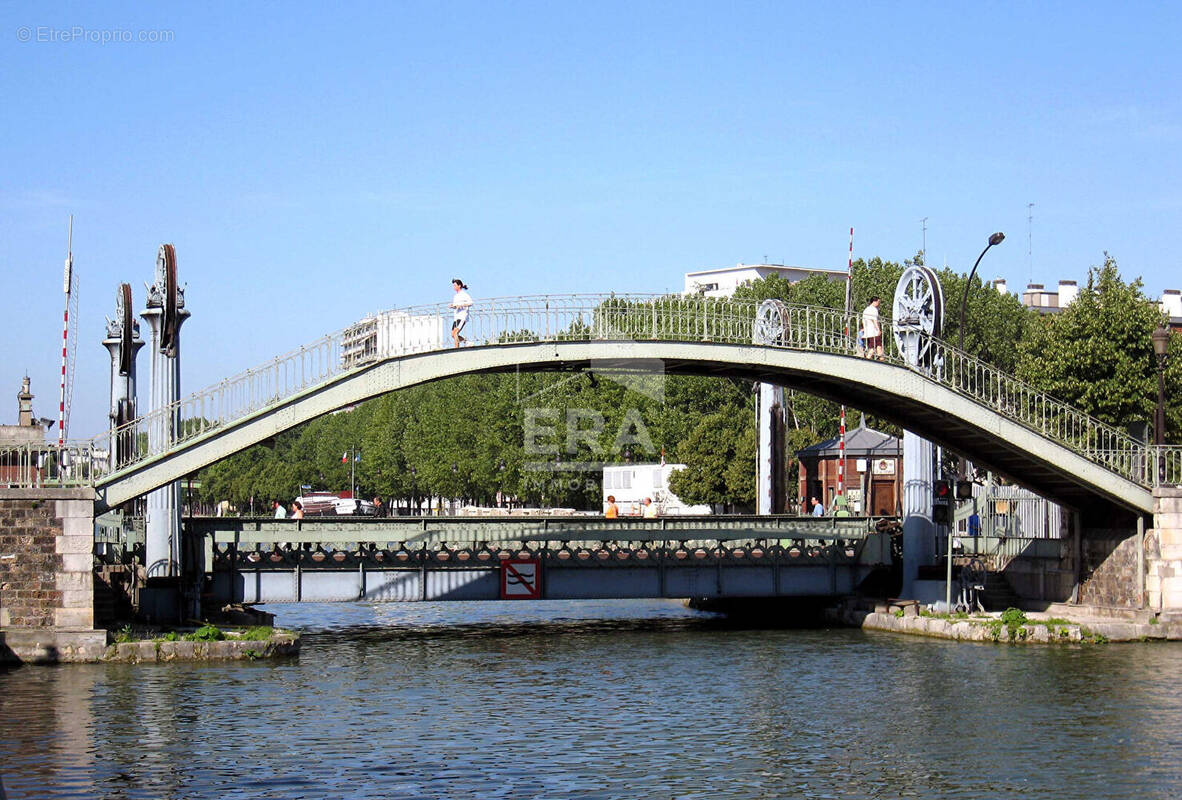 Appartement à PARIS-19E