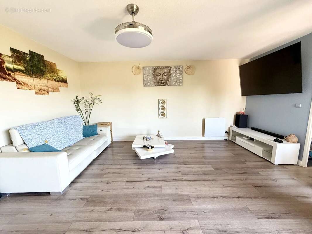 Grand appartement t2 - 53m² - montrabe - photo 4