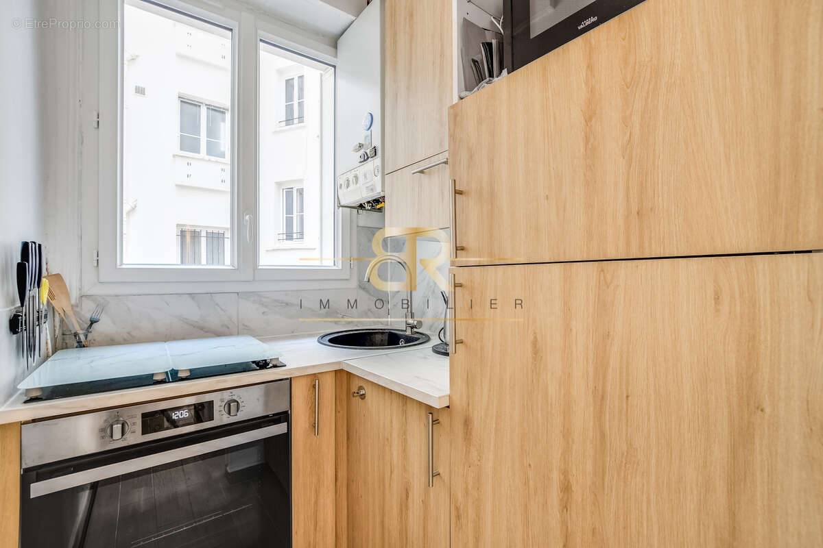 Appartement à PARIS-17E