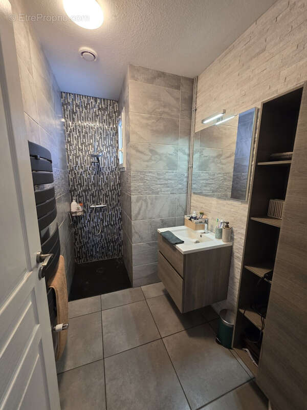 Maison à SAINT-GEORGES-DE-MONS