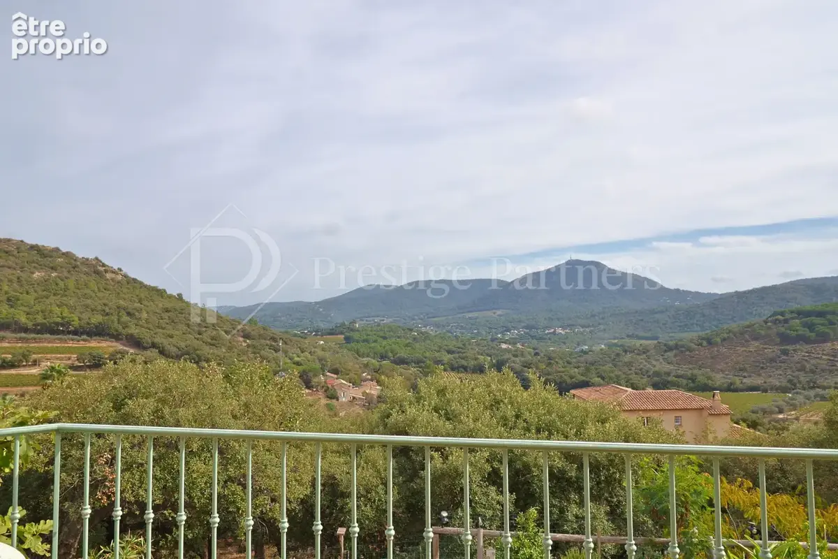 Villa provençale avec vue panoramique sur les vignes et les collines   Le Plan-de-la-Tour - photo 13
