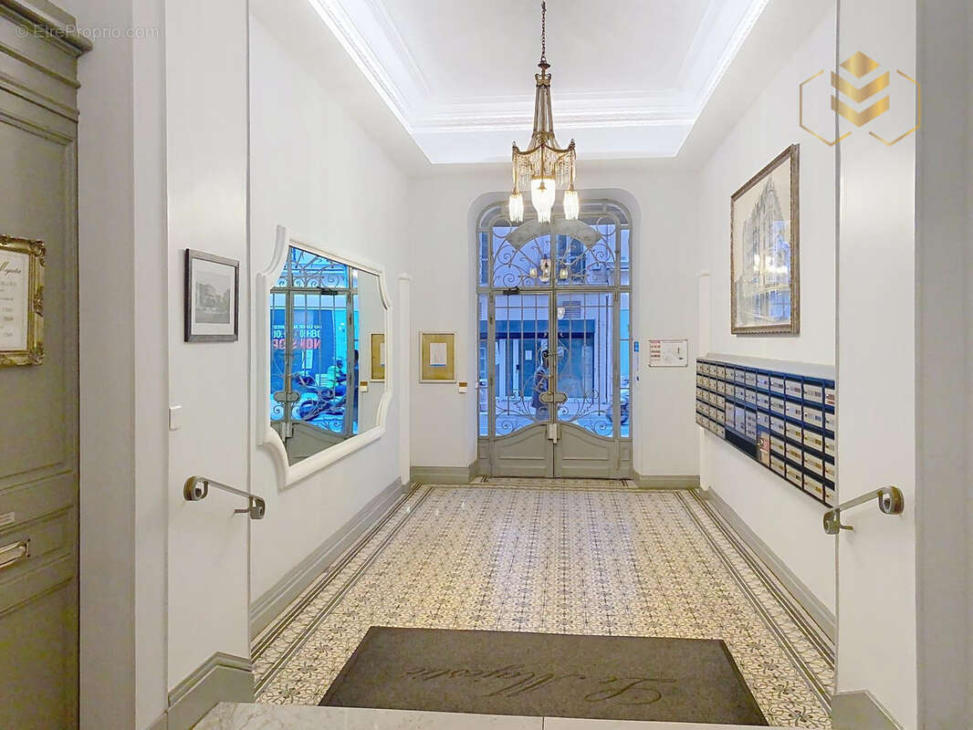Appartement à MENTON