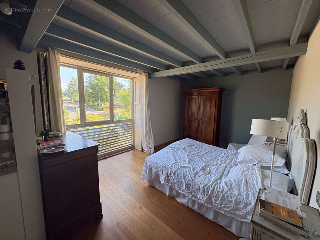 Maison d'exception avec extension contemporaine et prestations de qualité - photo 4