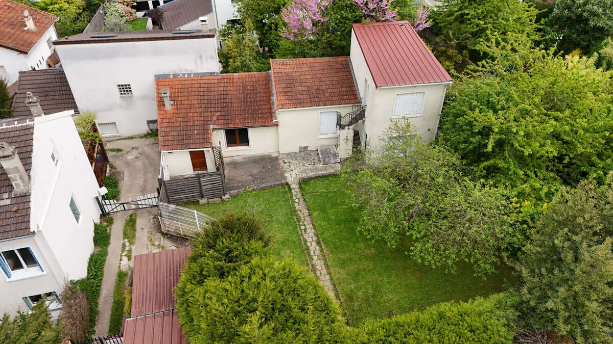 Maison à CHATILLON