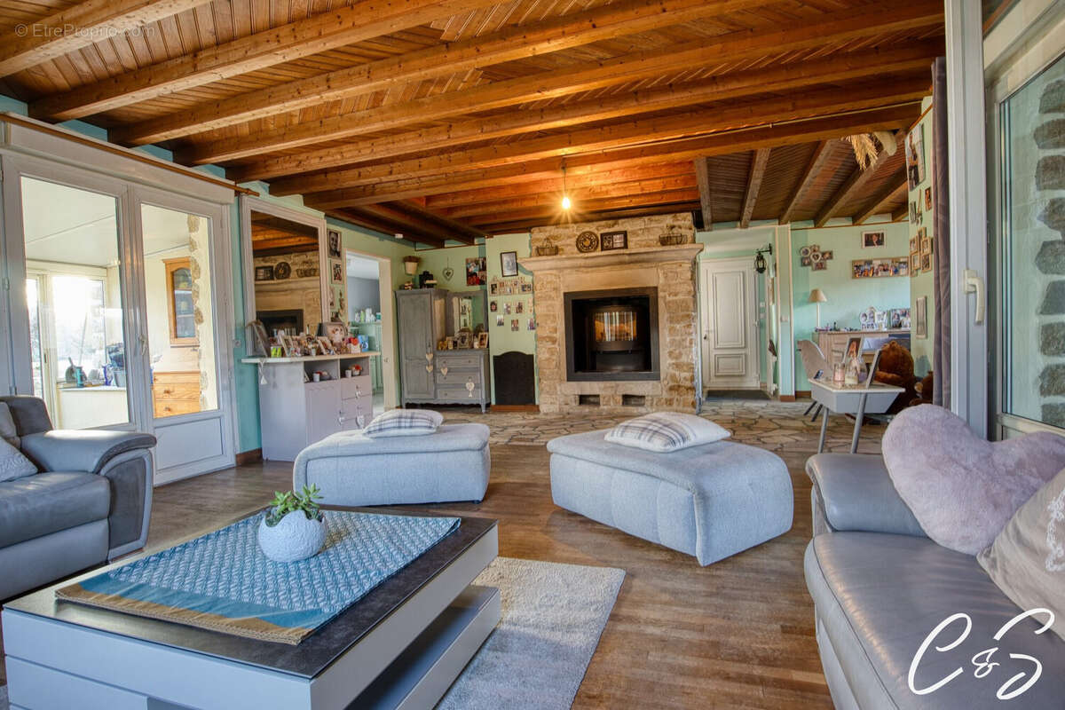 Maison à PONT-L&#039;ABBE