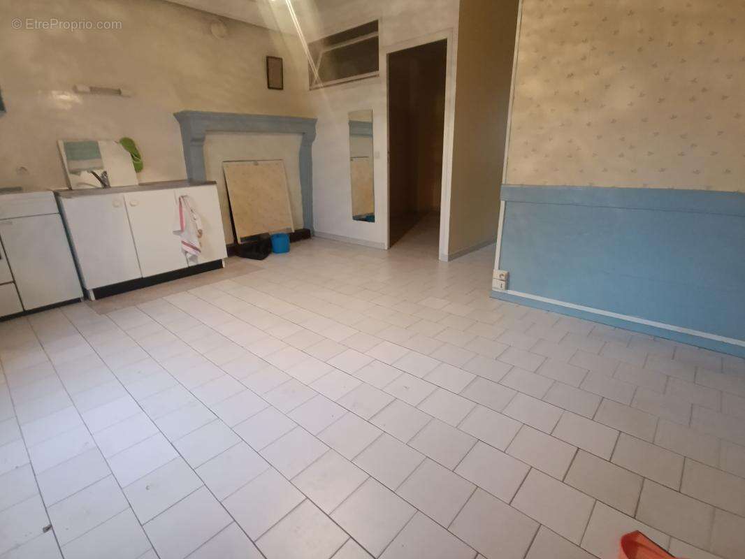 Maison à SAINT-DENIS-D'ORQUES
