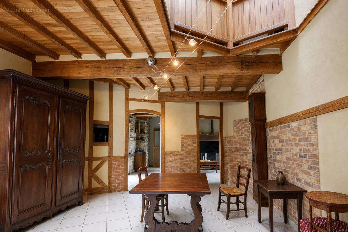 Maison à OZON