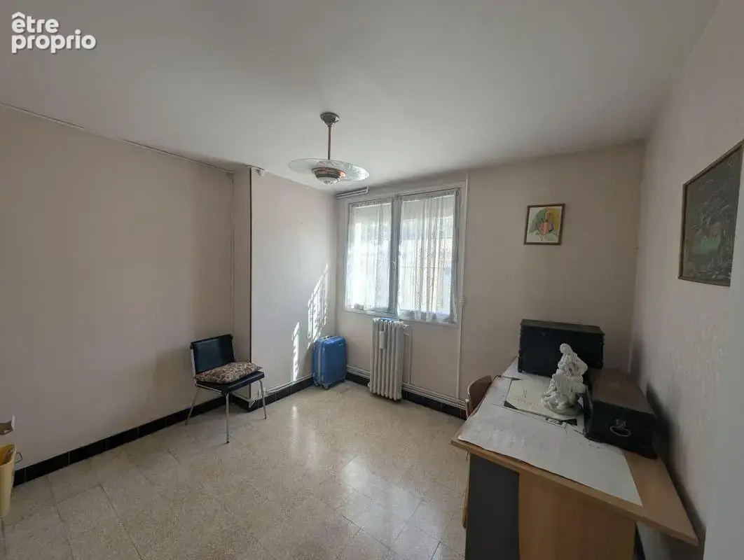 Maison individuelle T7 – 169 m²  Grand potentiel, jardin piscinable & emplacement idéal - photo 8