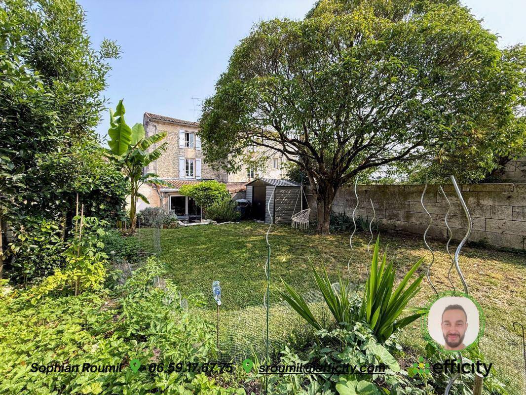 Maison à RUELLE-SUR-TOUVRE