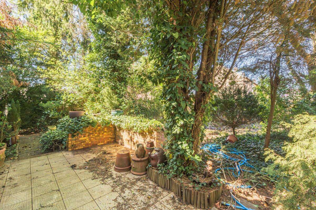 Maison 6 pièces avec jardin et terrasse secteur Mézières - photo 10
