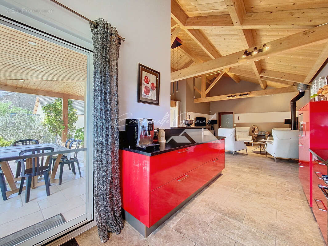 Maison à SAINT-JEAN-DU-BRUEL