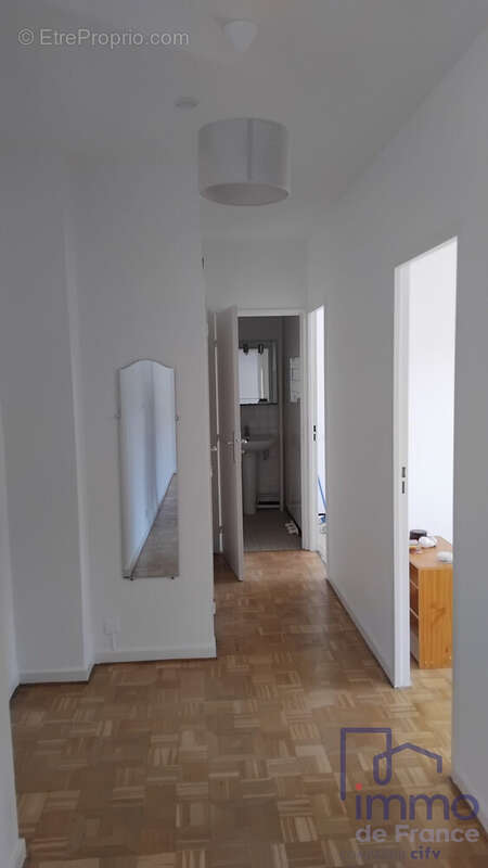 Appartement à SAINT-ETIENNE