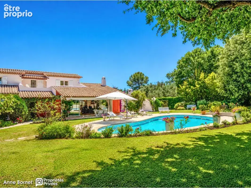 Villa 7 pièces 300 m2 avec parc paysager et piscine - LE ROURET - photo 2
