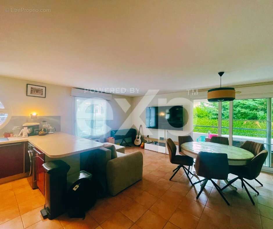 Appartement à SCIEZ