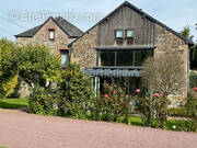 Maison à SAINT-GEORGES-DE-LIVOYE