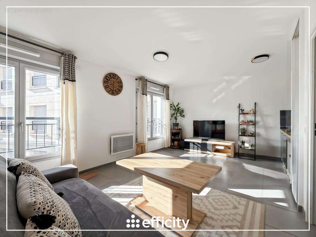 Appartement à EMERAINVILLE