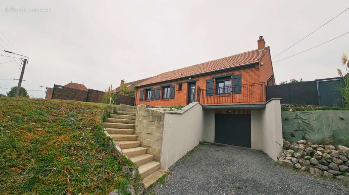 Maison à SAINT-LAURENT-BLANGY