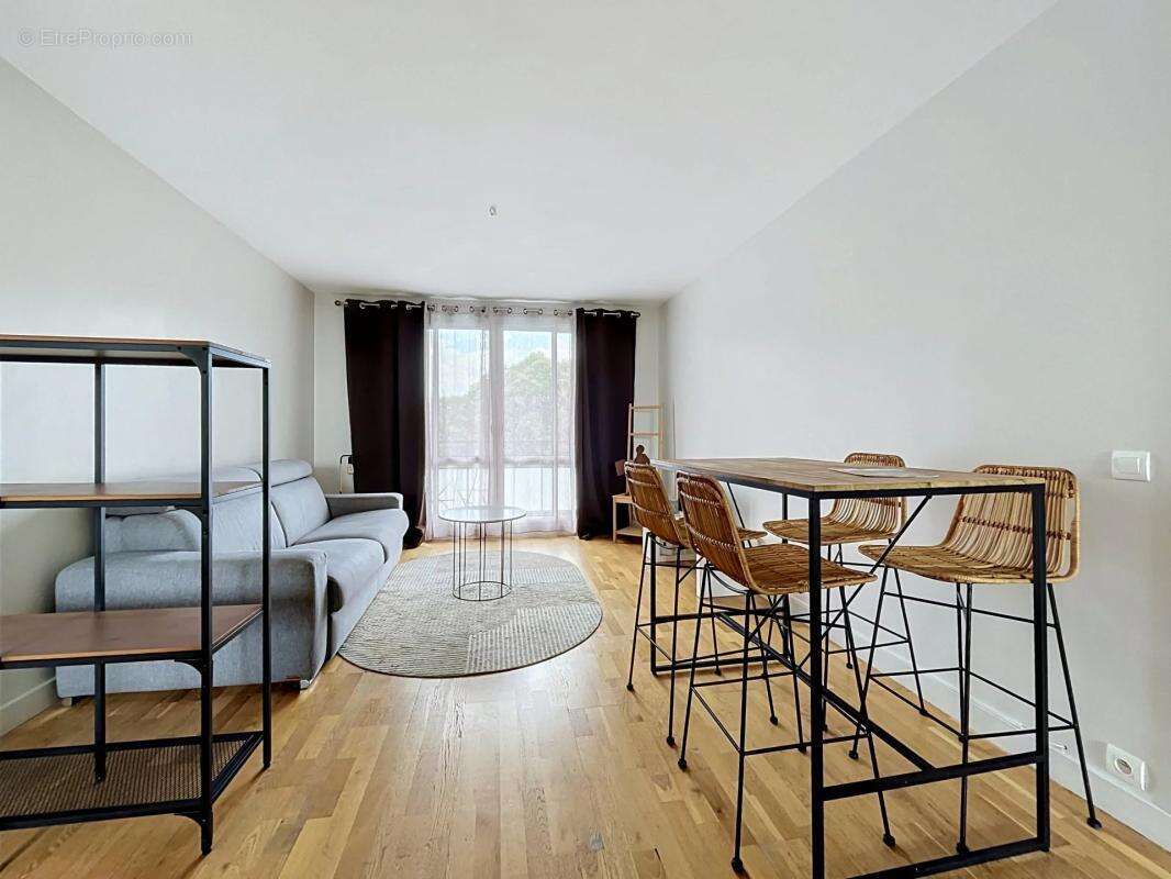 Appartement à BOIS-D'ARCY