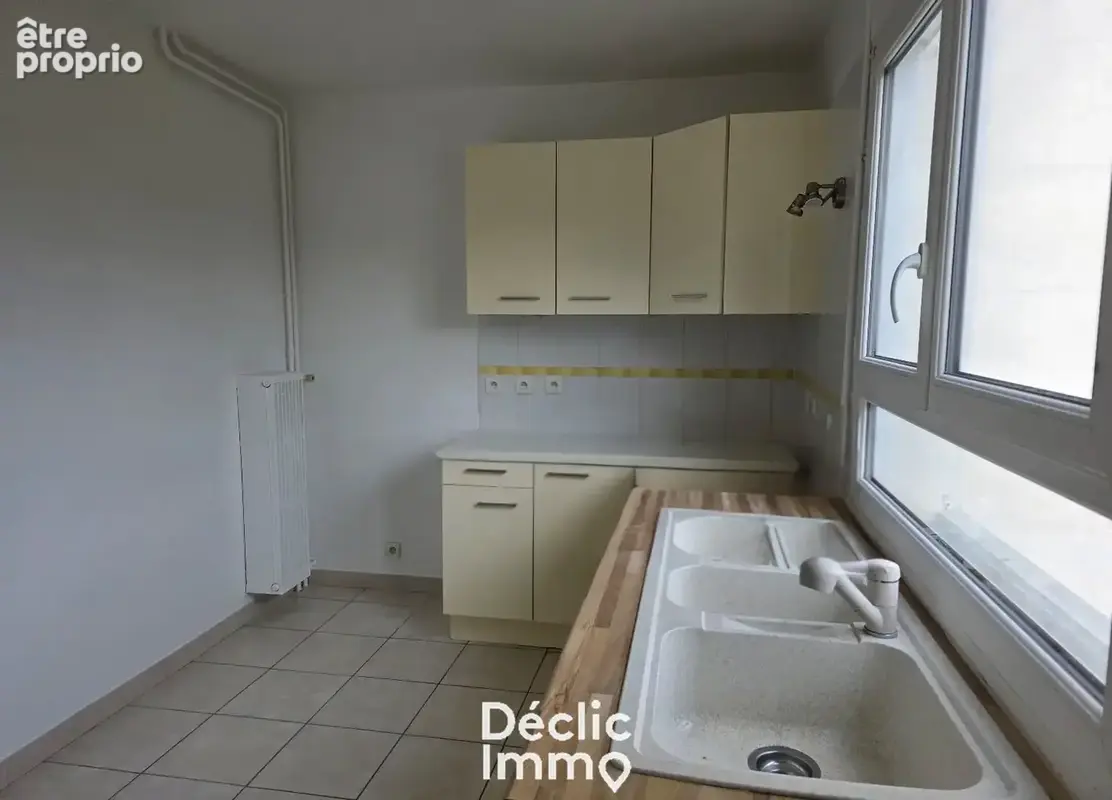 À vendre  TOURS Appartement Type 2 avec ascenseur  Proche transports - photo 6