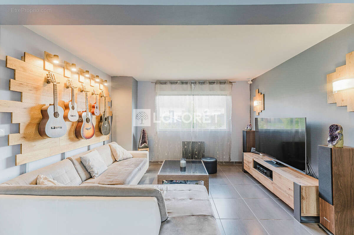 Maison à GOUY-SOUS-BELLONNE