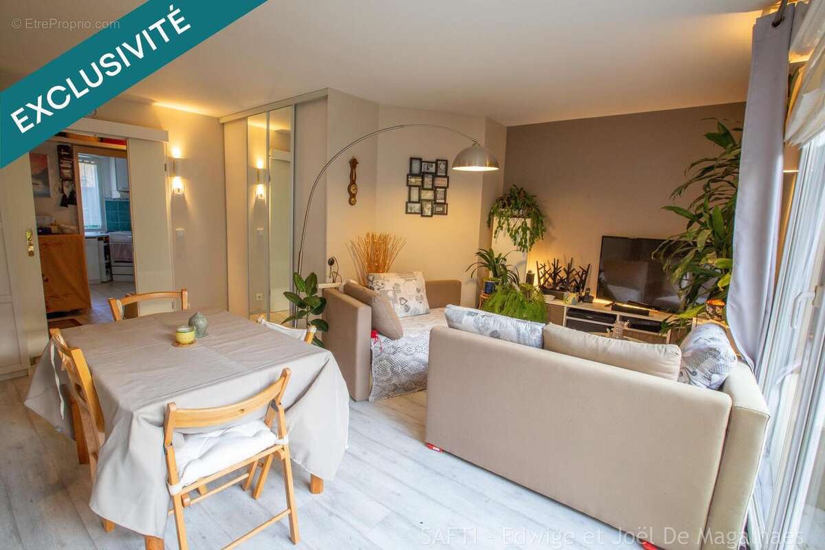 Photo 2 - Appartement à ELANCOURT