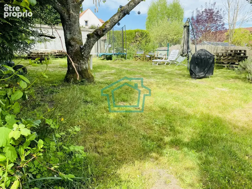 Photo Maison à Montfort-L'amaury au prix de 280 000€