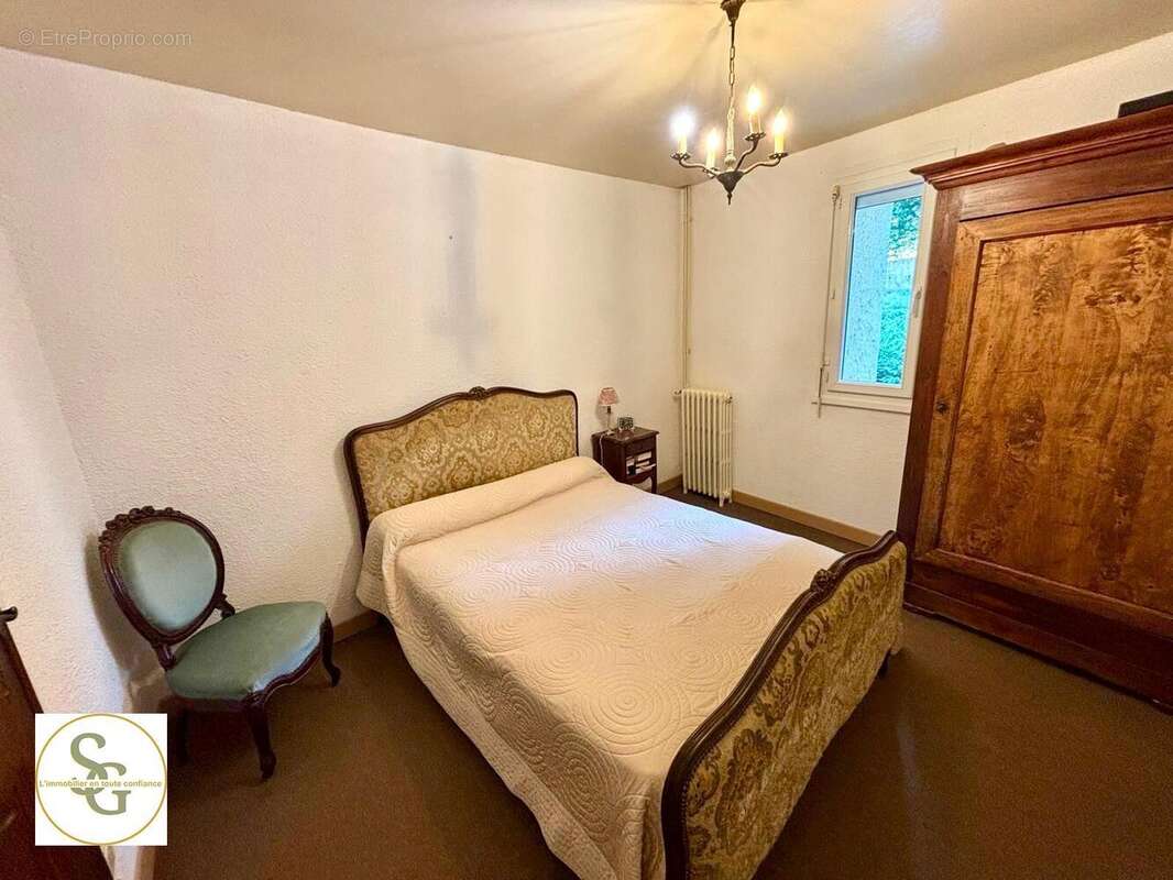Maison 165 m² à La Sauziere-Saint-Jean  - photo 8