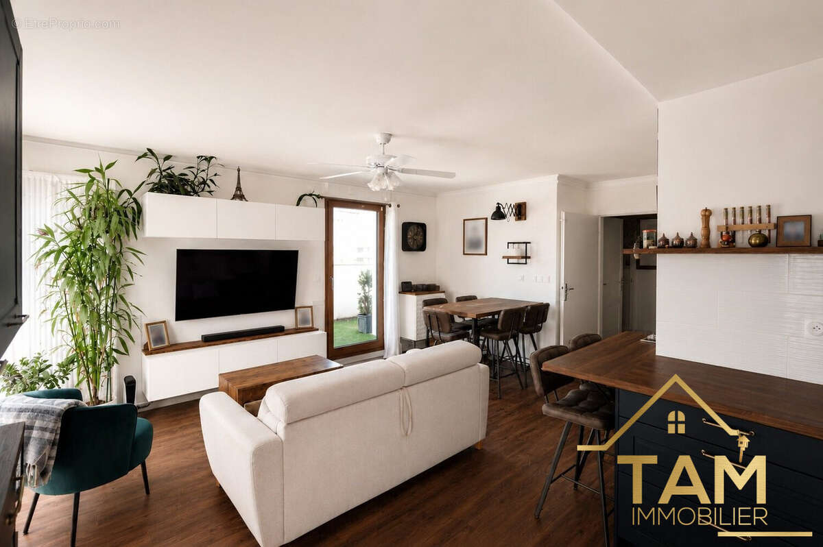 Appartement 63 m² à Saint-Cyr-L'ecole  - photo 4