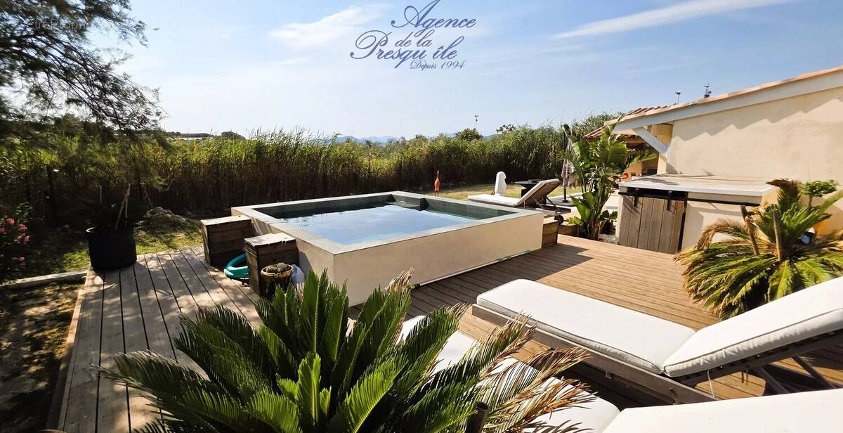 Maison à HYERES