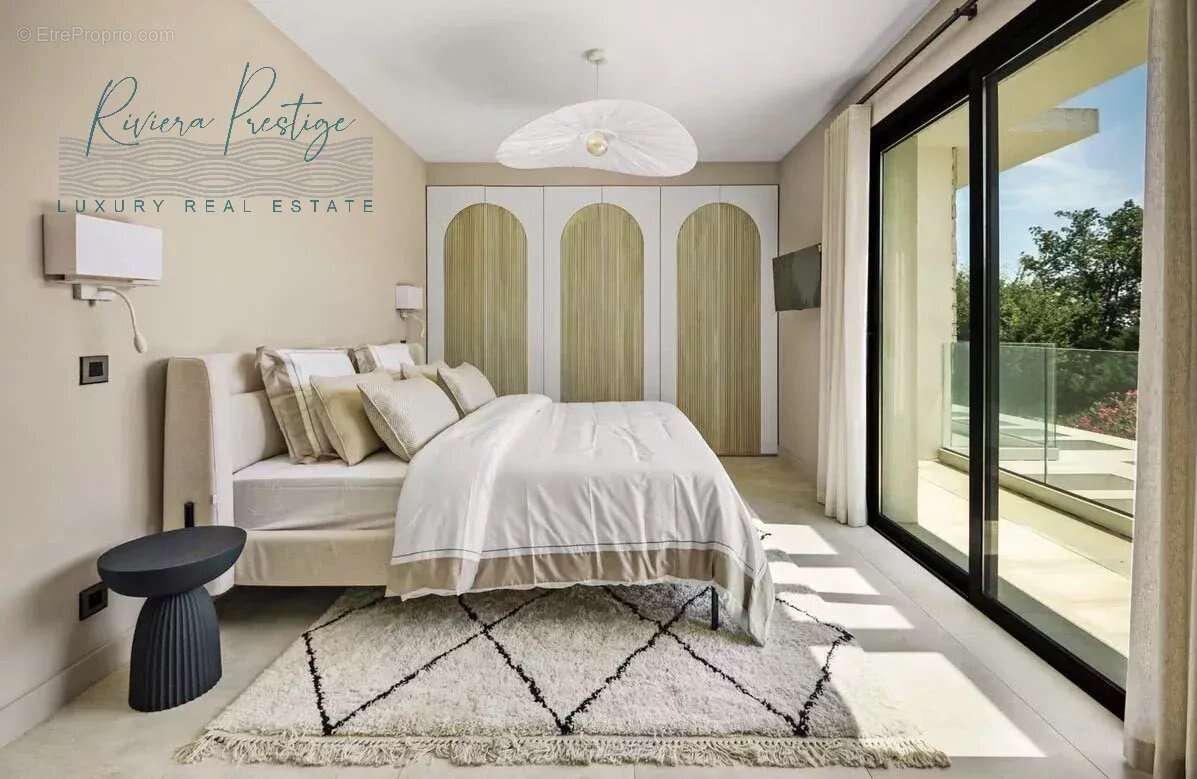 Maison à MOUGINS