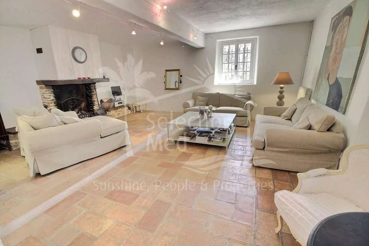 Maison à LE BAR-SUR-LOUP