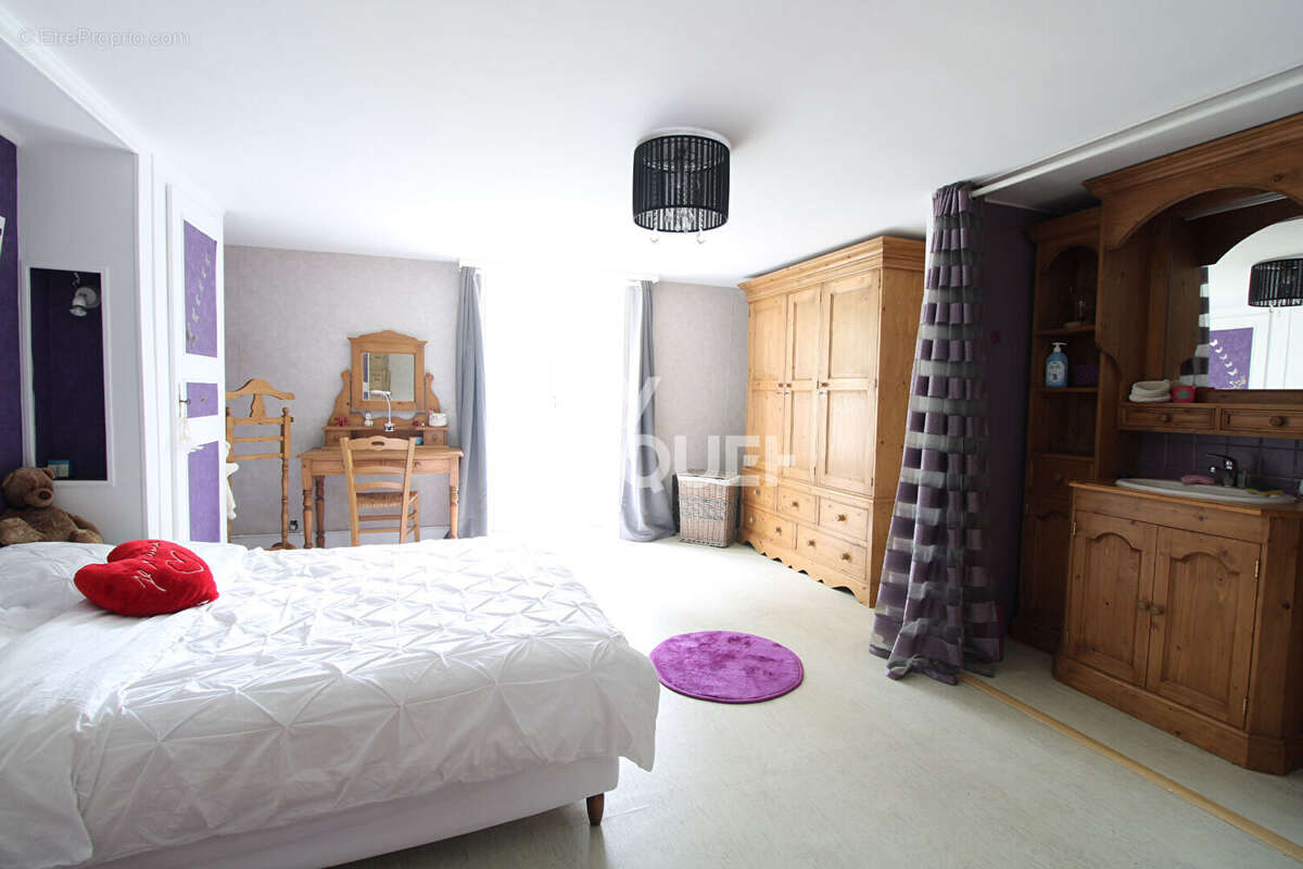 Maison à BRIE-COMTE-ROBERT