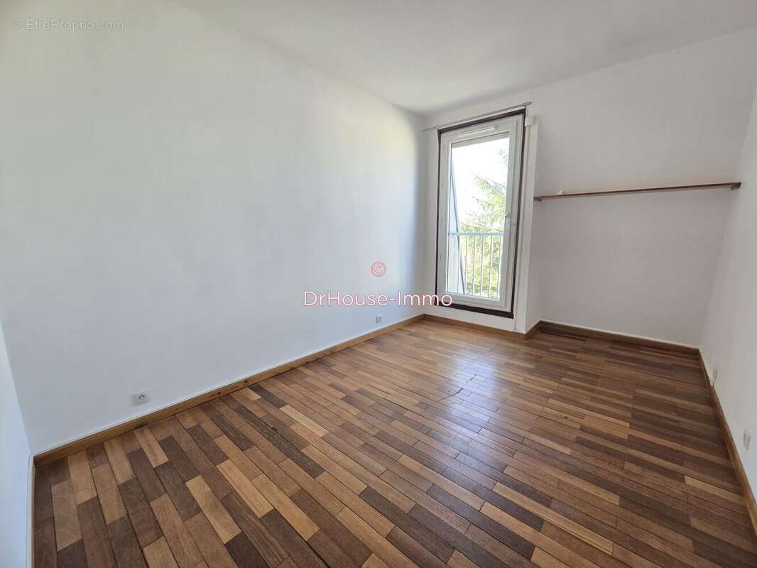 Appartement 63 m² à Sartrouville  - photo 6