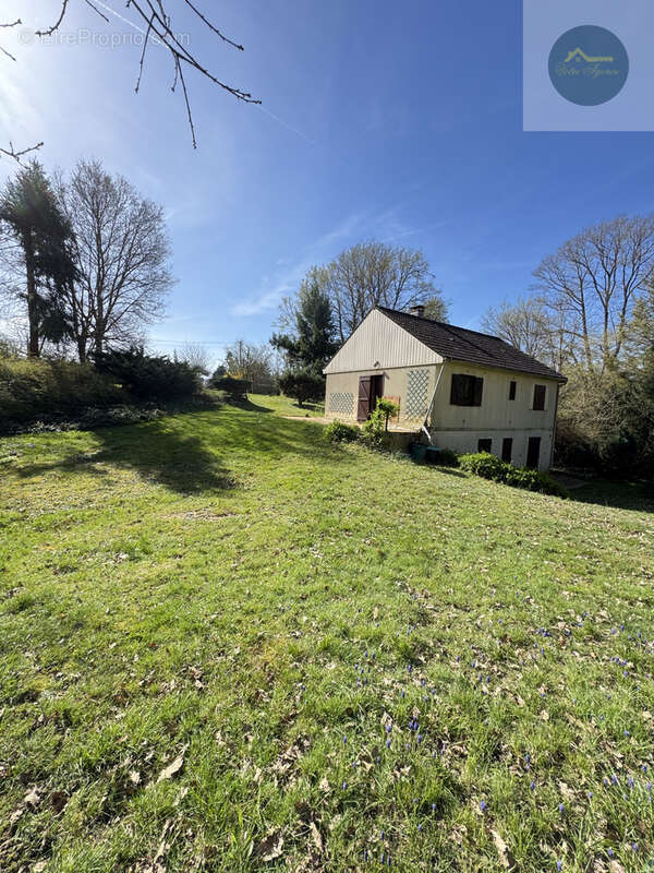 Maison à LORREZ-LE-BOCAGE-PREAUX