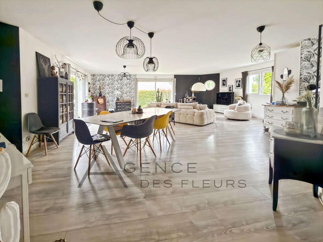 Maison à LA LONDE