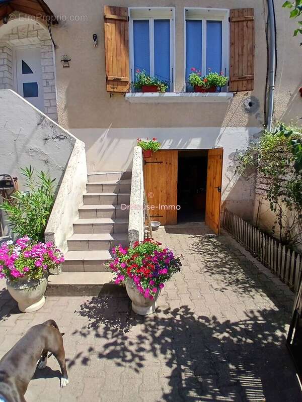 Maison à BELLERIVE-SUR-ALLIER