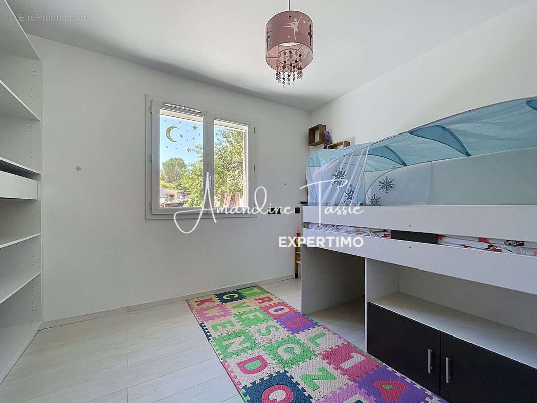 Maison ossature bois haut de gamme avec vue dominante   Classe A   4 chambres   Terrain de 528 m2 - photo 8