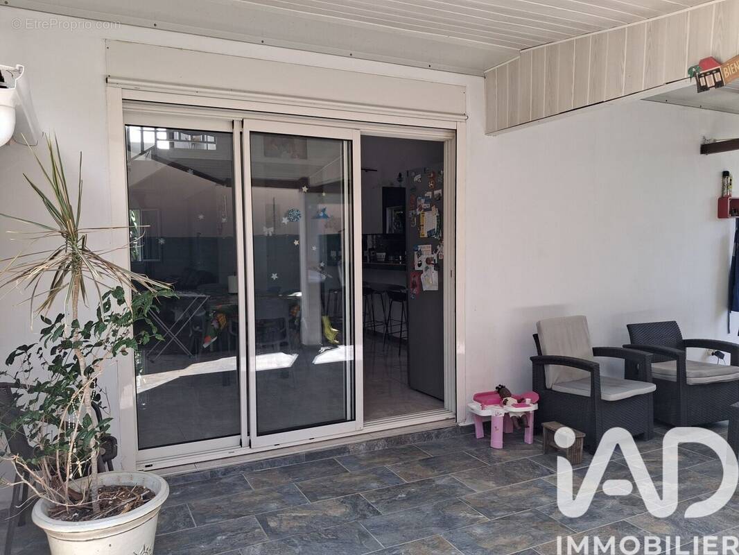 Photo 1 - Maison à SAINT-JOSEPH