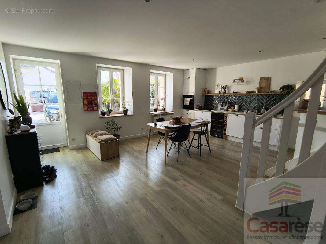 Maison à CEPOY