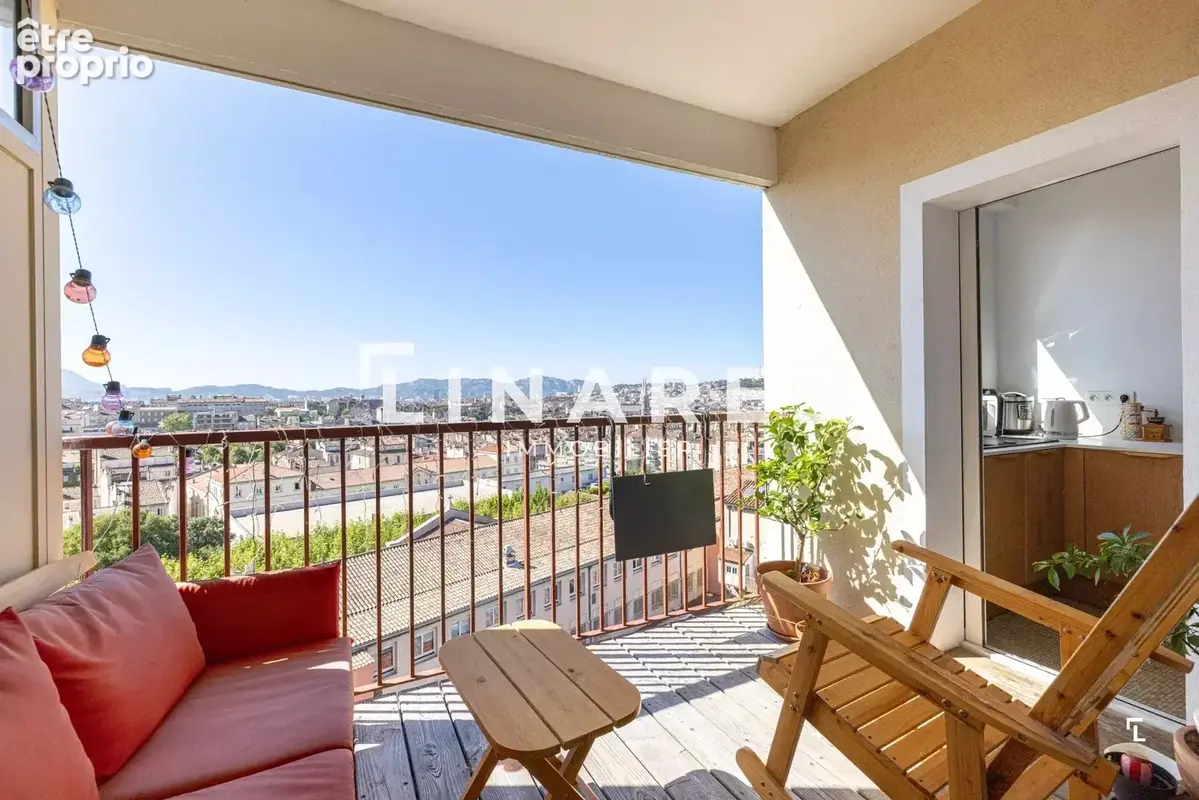 LE 9ÈME CIEL  - Appartement T3 de 61m² Dernier étage - Terrasse de 7m2 - photo 2
