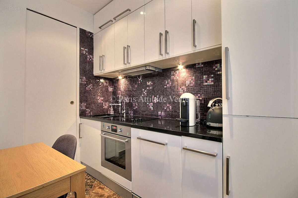 Appartement à PARIS-7E