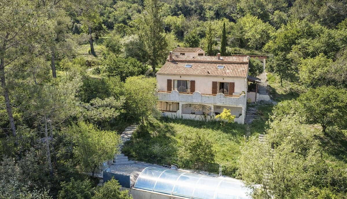 Maison à SOLLIES-TOUCAS