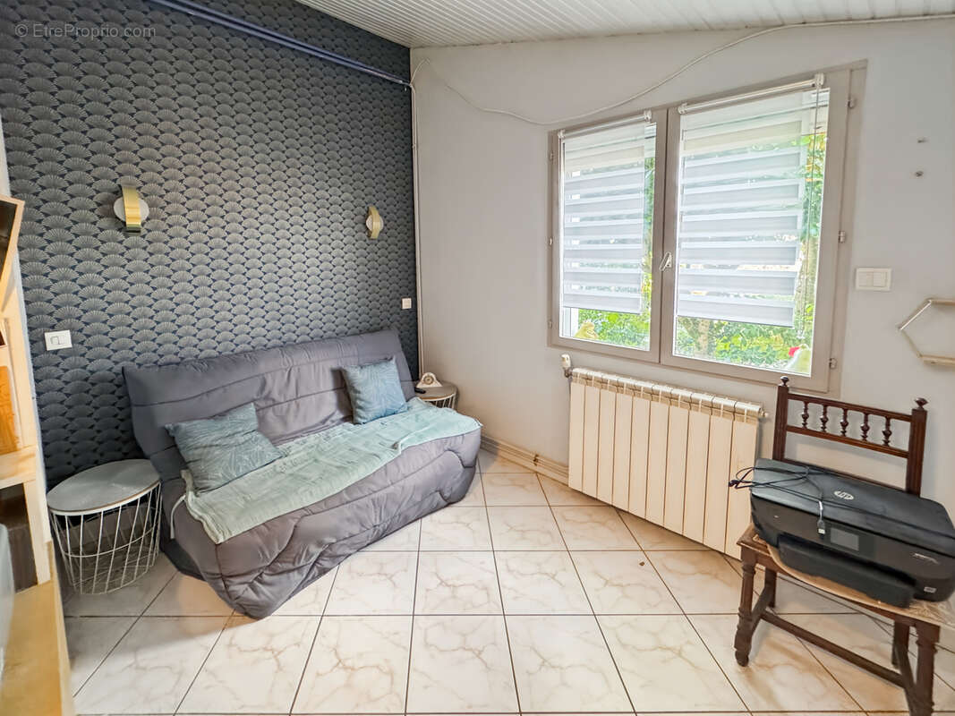 Maison à PAREMPUYRE