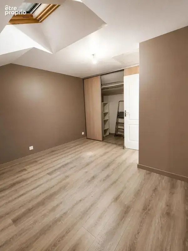 Maison de 6 pièces de 126 m² à Pezou - photo 5