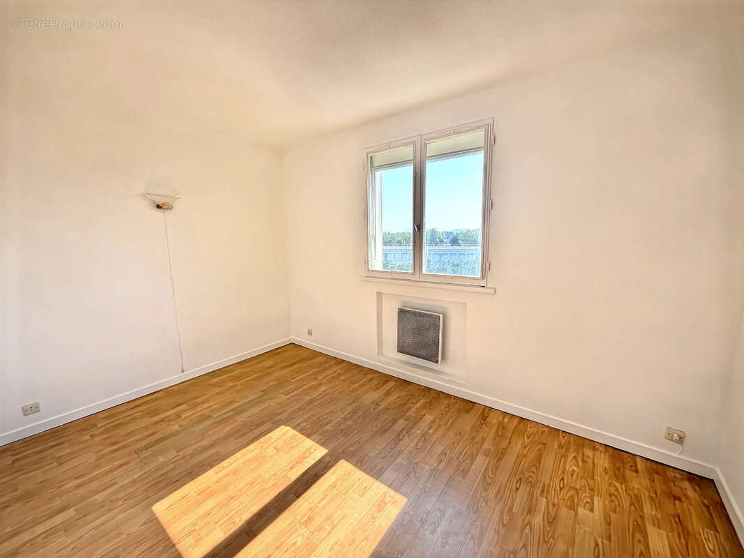 Appartement 4 pièces en dernier étage - photo 8