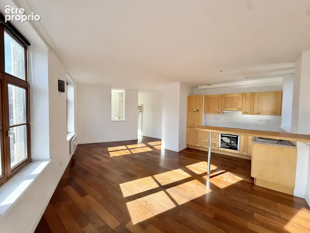 T3 en duplex au dernier étage   vieux-lille - photo 4