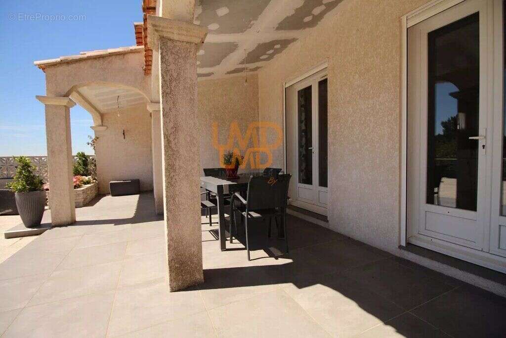 Maison à ENSUES-LA-REDONNE