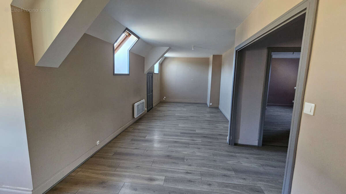 Appartement à SAINT-GENIEZ-D'OLT